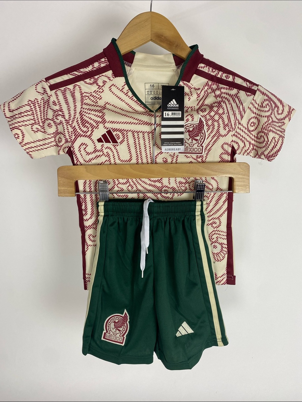 Kids Mexico 22/24 Away  Jersey And Shorts Kit Set Size 16 NWT
